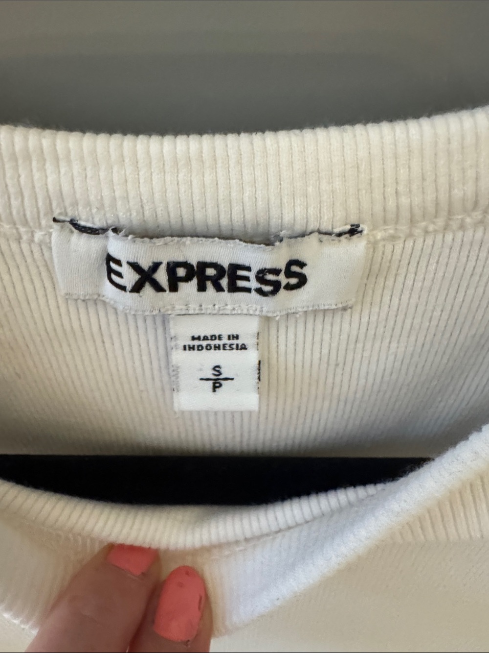 Express White Ruffle Sleeve Tank Top - Picture 2 of 4